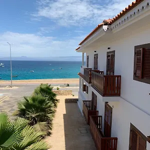 Guest house Casa Evora - Luxury And Front, Cidade do Maio